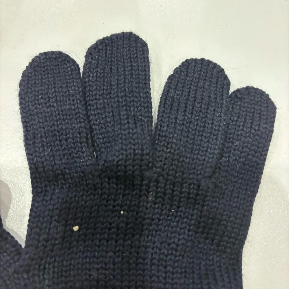Catya Scarf and Glove Set made in 100% merino wool color navy blue size 4-7